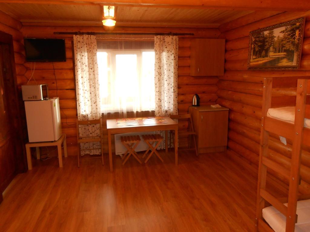 Baza Otdykha Osetrovo Hotel Burakovo  Habitación foto